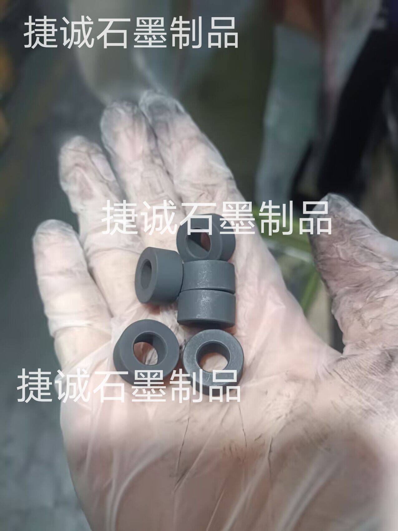 石墨軸承,石墨軸套，高純石墨軸承，石墨軸承加工，浸漬石墨軸承套，石墨軸承軸套，石墨軸承加工廠(chǎng)，浸漬石墨軸承，耐磨石墨軸套，石墨軸承生產(chǎn)廠(chǎng)家